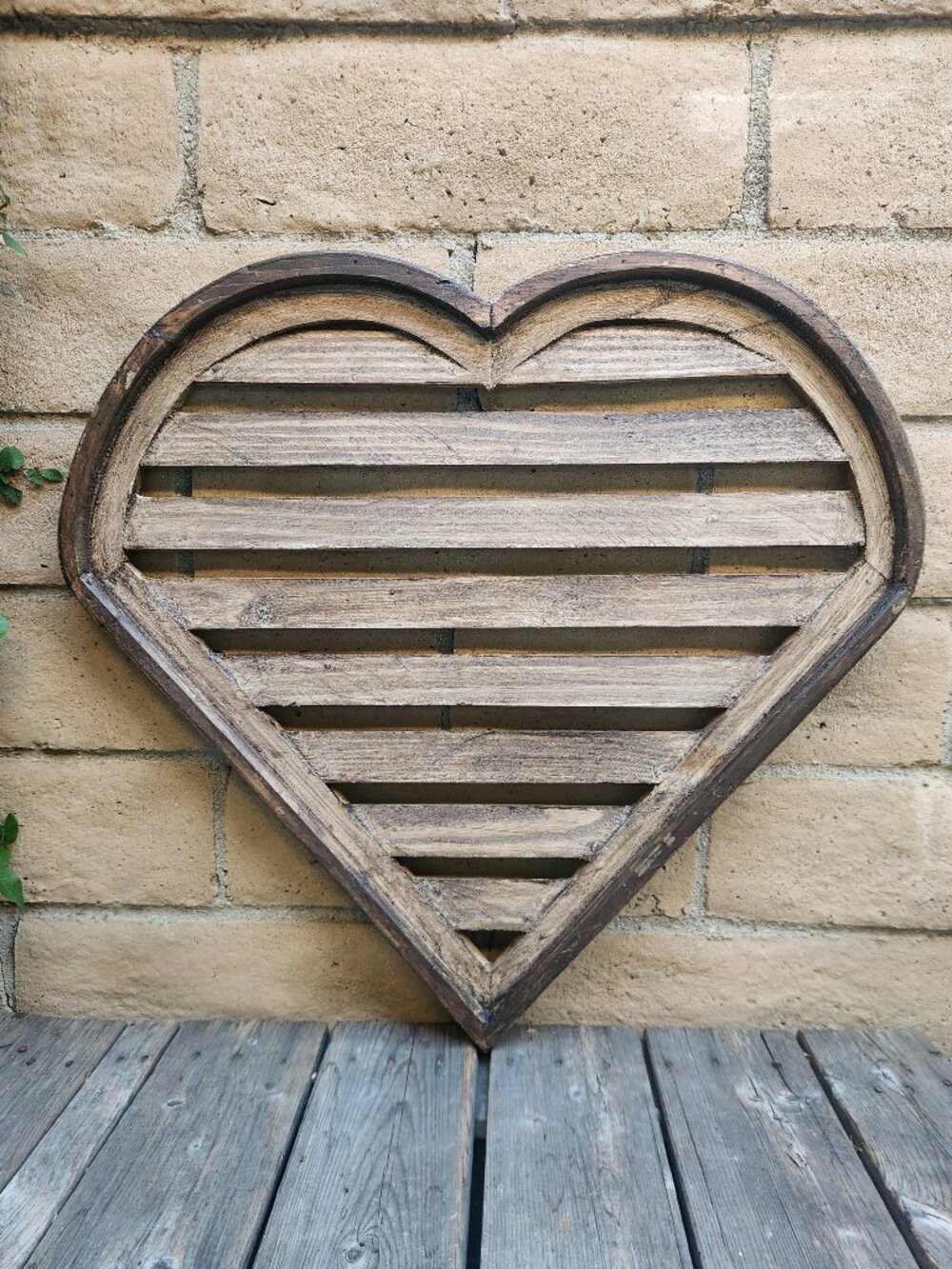 28" Shadow Brown Heart Farmhouse Arch Wood Wall Hanging Home Decoration